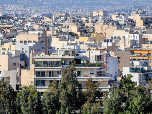 Σημαντικές Πολιτικές Εξελίξεις: ΑΑΔΕ, G7 και ΔΕΗ σε πρωτοσέλιδο