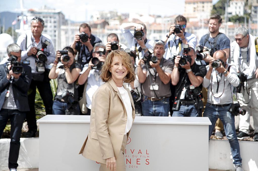 Σημαντικές Πολιτικές Εξελίξεις: Από Σκάνδαλα έως Καλλιτεχνικές Αντιπαραθέσεις