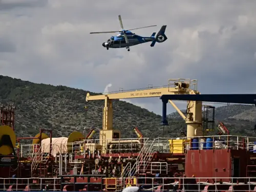 Εκπαίδευση Πολεμικής Ετοιμότητας στην Ελευσίνα: Σημάδια Κινδύνου για την Ελλάδα