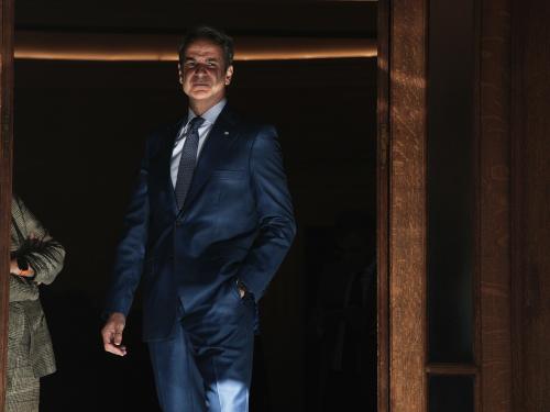 Πολιτικές εξελίξεις: Νέες στρατηγικές και προκλήσεις για τα κόμματα