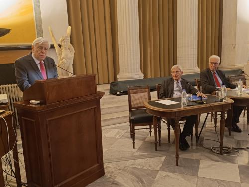 Πολιτικές εξελίξεις: Κοινή άμυνα και κακοκαιρία επηρεάζουν την εκπαίδευση