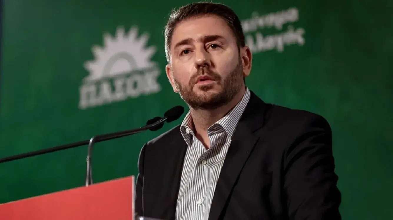 Σημαντικές πολιτικές εξελίξεις στην Ελλάδα: Μεταθέσεις εκπαιδευτικών και δίκη Τεμπών