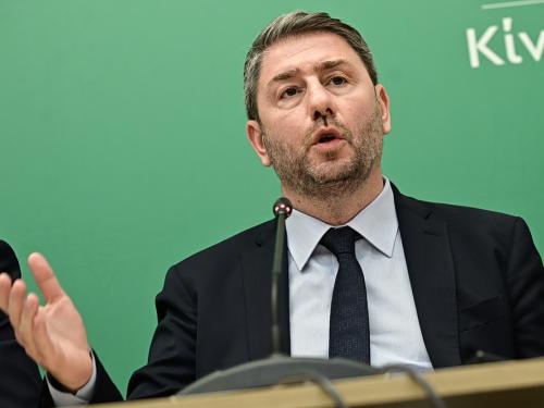 Δραματικές πολιτικές εξελίξεις: Ανδρουλάκης, Τσίπρας και Μητσοτάκης σε πρώτο πλάνο