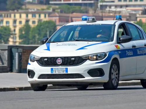 Σημαντικές Πολιτικές Εξελίξεις: Αποφυλάκιση Γιωτόπουλου και Γλυπτά του Παρθενώνα