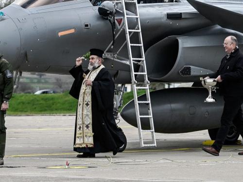 Η Ελλάδα στον Δρόμο της Πολεμικής Εμπλοκής: Νέες Συμφωνίες και Προκλήσεις