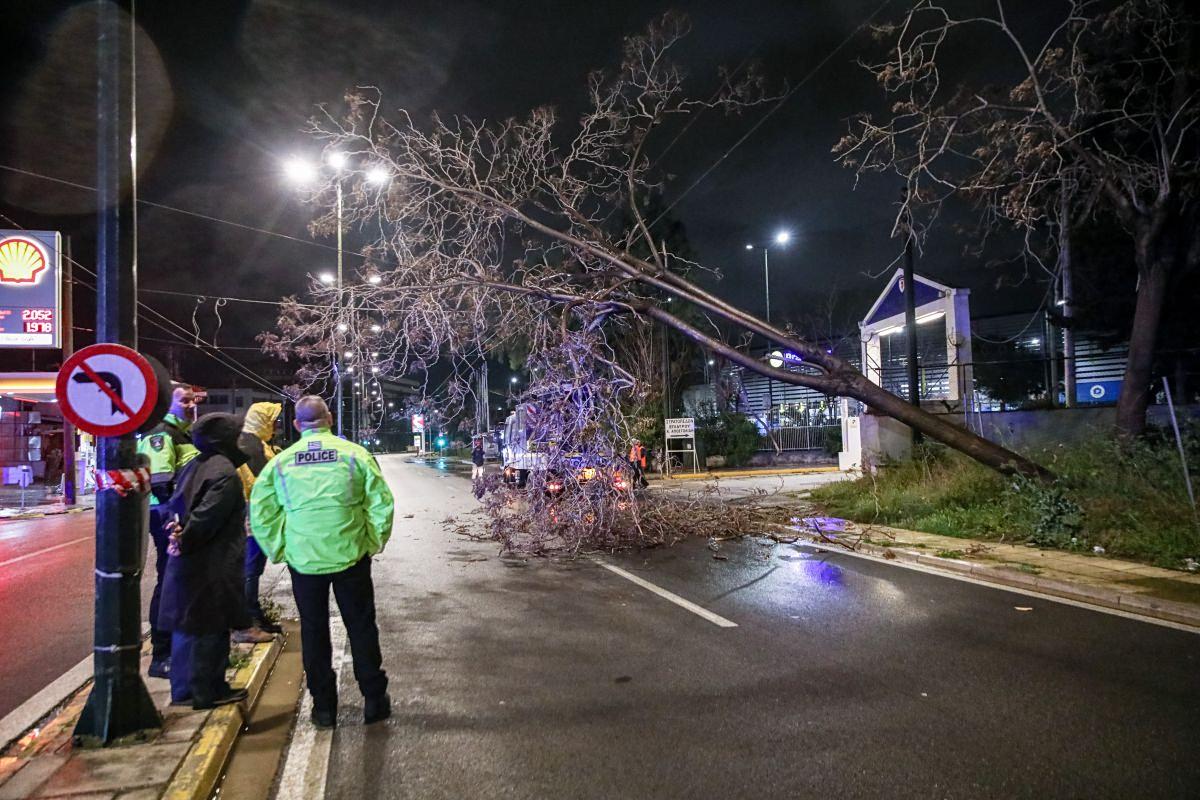 Κακοκαιρία Erminio: Σοβαρές επιπτώσεις και πολιτικές εξελίξεις στην Ελλάδα