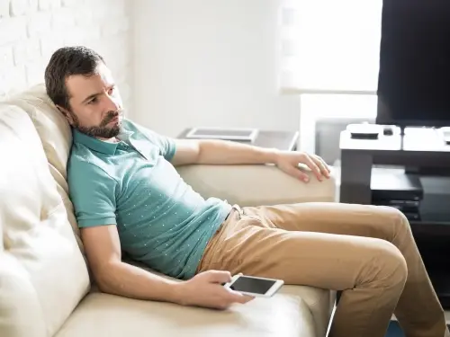 Η Μαρινέλλα και οι Πολιτικές Εξελίξεις που Σημάδεψαν την Επικαιρότητα