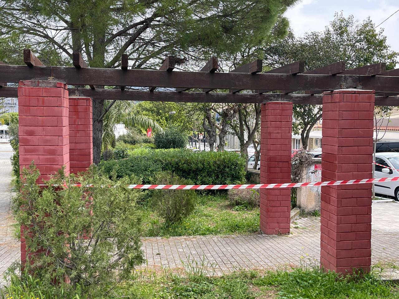 Σοβαρές Πολιτικές Εξελίξεις: Από Βανδαλισμούς σε Σχολεία μέχρι Δικαιώματα της Πρώην Βασιλικής Οικογένειας