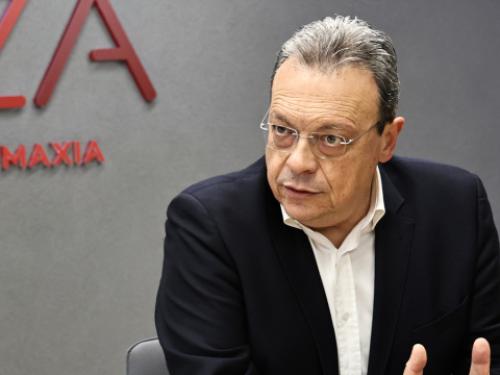 Δυναμικές Πολιτικές Εξελίξεις: Νέες Συναντήσεις και Κόμματα στον Ορίζοντα