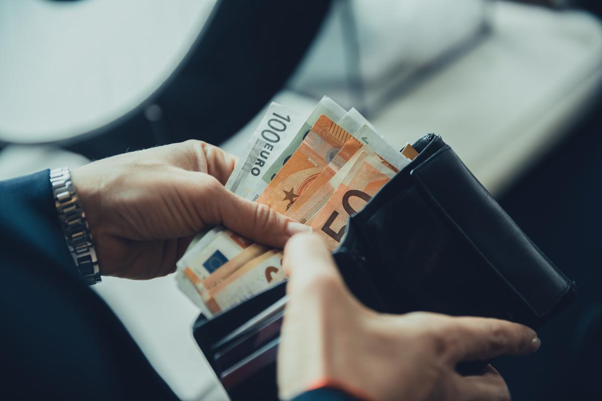 Πολιτικές Εξελίξεις: Από το Fuel Pass έως τις Αλλαγές στα Ενοίκια