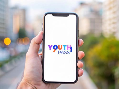 Πολιτικές Εξελίξεις: Πάσχα, Τουρισμός και Οικονομία υπό το Μικροσκόπιο