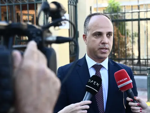 Εξελίξεις στην πολιτική σκηνή: Φλωρίδης υποψήφιος και Κασιδιάρης αποφυλακίζεται
