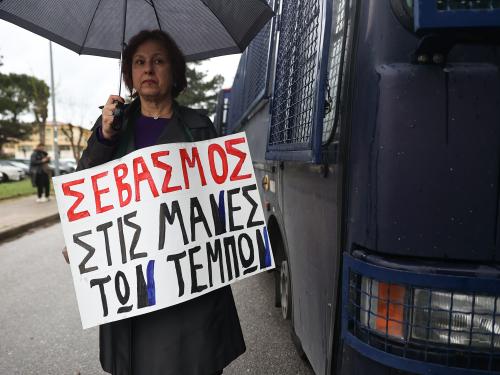 Σφοδρές πολιτικές αντιπαραθέσεις και δικαστικές εξελίξεις στη χώρα