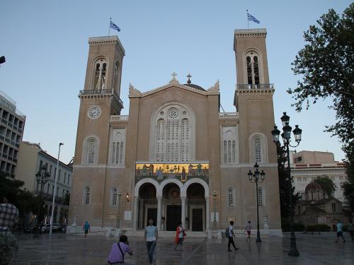 Σημαντικές πολιτικές εξελίξεις και κοινωνικά δράματα στην Ελλάδα