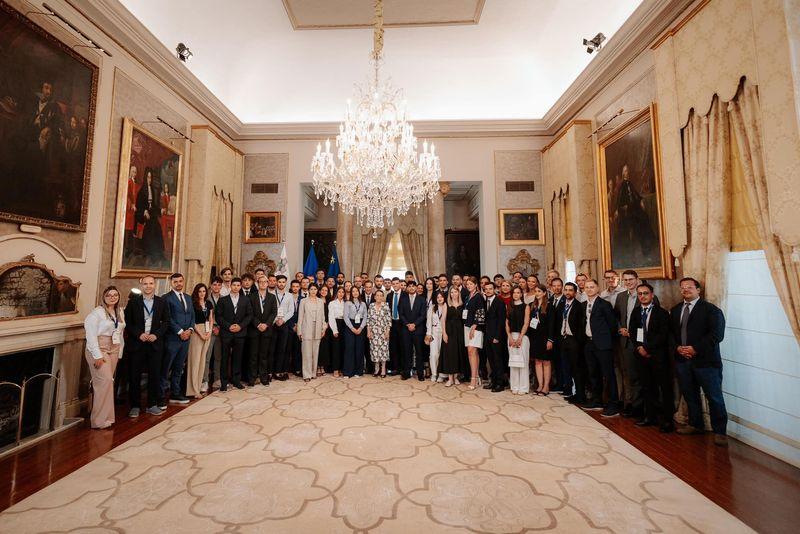 Eξελέγει το νέο Εκτελεστικό Γραφείο του EDS