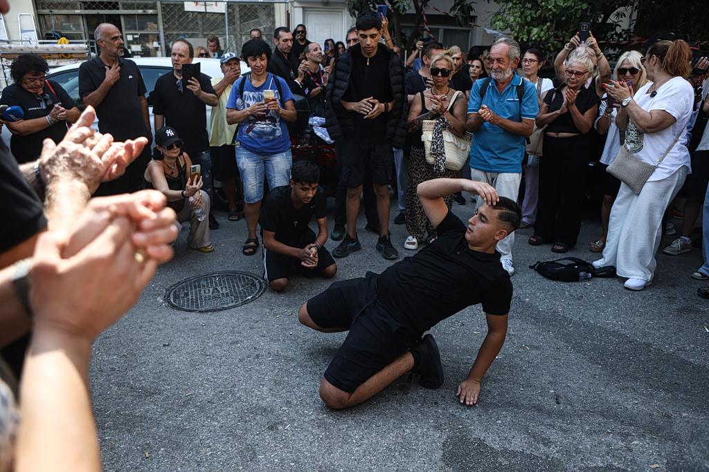Ο θάνατος του Γιώργου Μαζωνάκη: Μια τραγωδία που συγκλόνισε την Ελλάδα