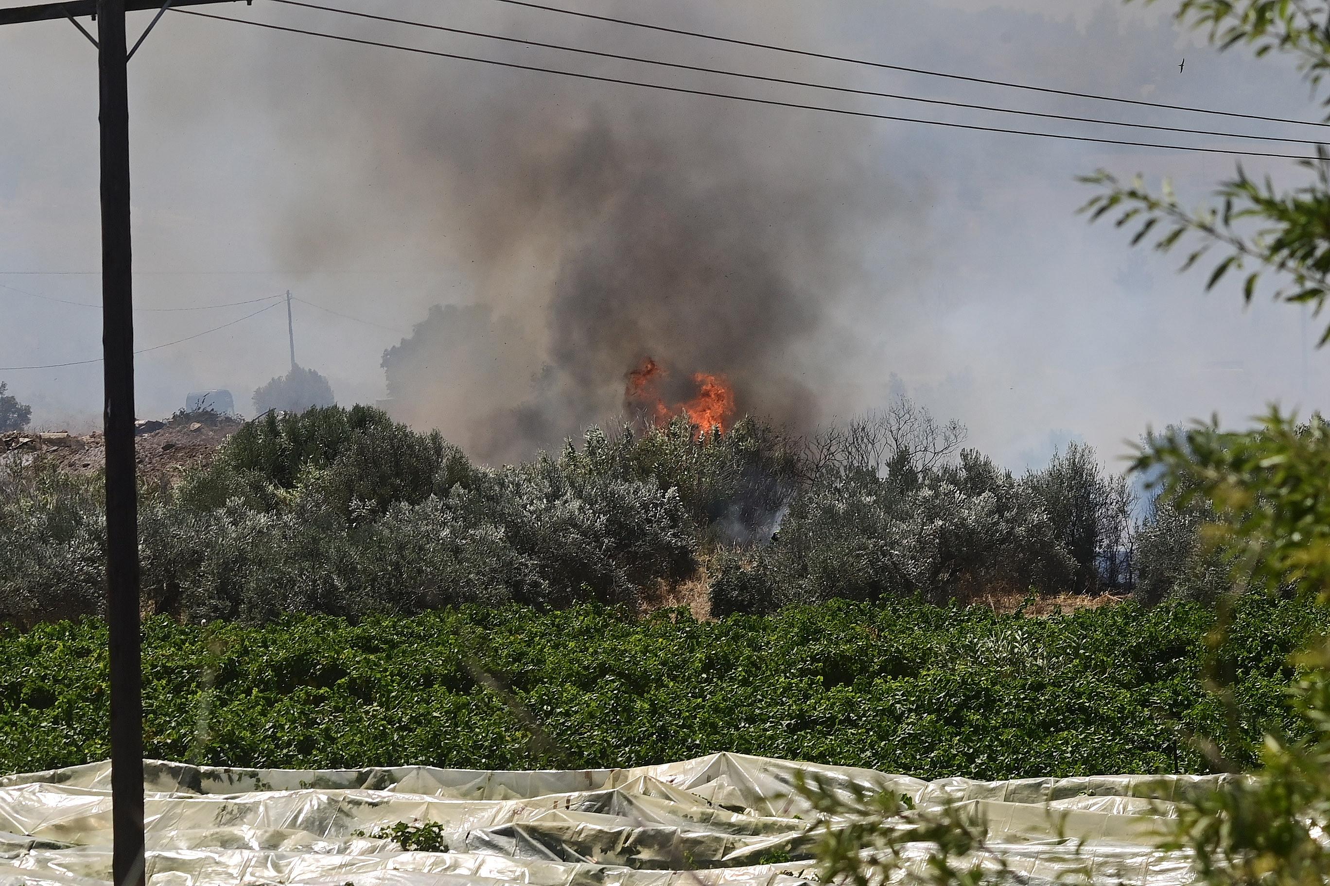 Δραματικές εξελίξεις με φωτιές και πλημμύρες στην Ελλάδα
