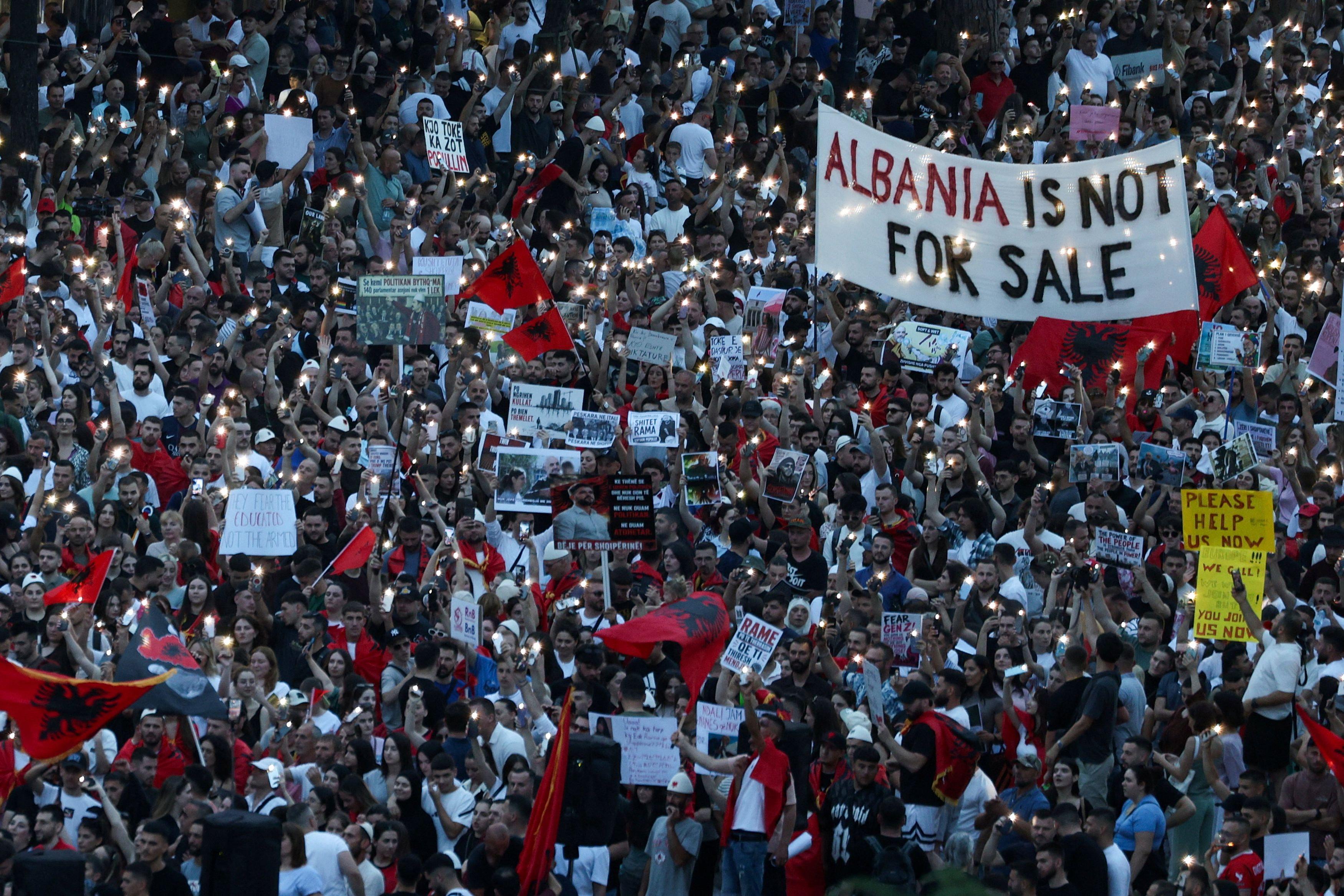 Σημαντικές Πολιτικές Εξελίξεις: Από το Ισραήλ μέχρι την Αλβανία