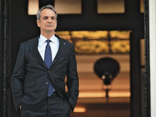 Πολιτικές εξελίξεις: Τσίπρας, ΠαΣοΚ και η θύελλα του ΟΠΕΚΕΠΕ