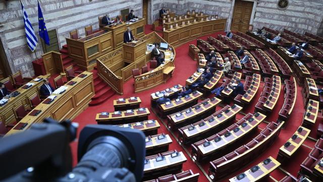 Πολιτικές Αναταράξεις: Τσίπρας, Δένδιας και οι εξελίξεις στη Μέση Ανατολή