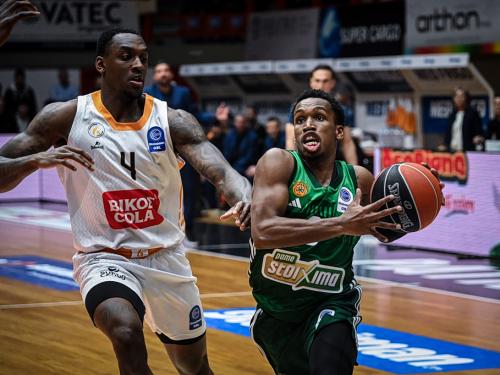 Παναθηναϊκός και Ολυμπιακός κυριαρχούν σε Πάτρα και Βουλιαγμένη