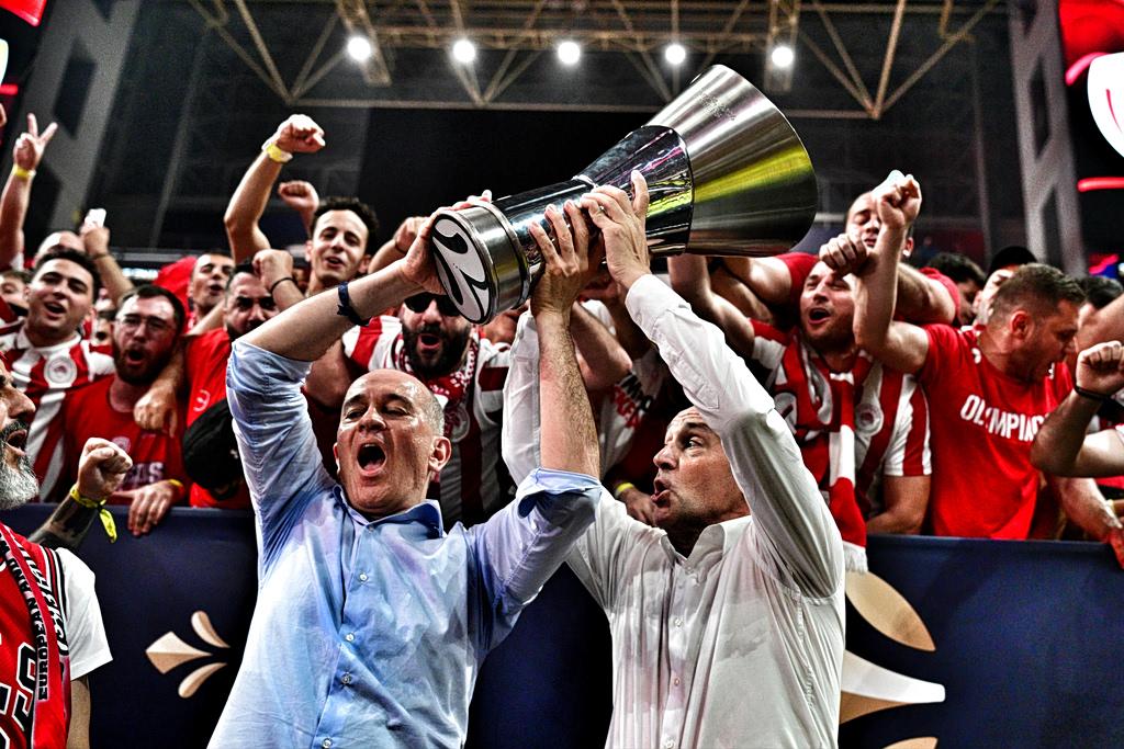 Ολυμπιακός: Θρίαμβος στην EuroLeague με αποθέωση και πανηγυρισμούς