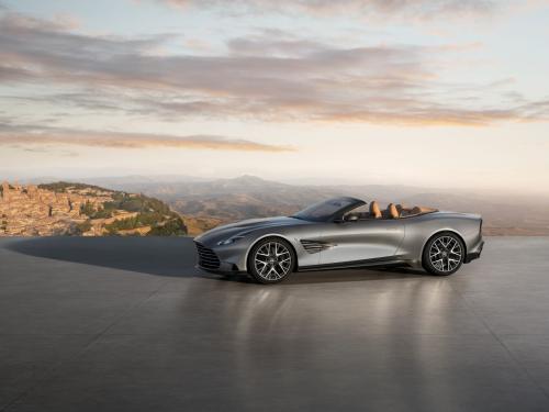 Aston Martin Vanquish 25: Γιορτή για 25 Χρόνια Εμβληματικής Ιστορίας