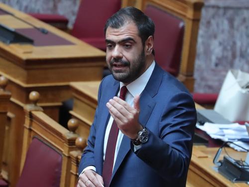 Πολιτικές εξελίξεις: Ανδρουλάκης, Ένοπλες Δυνάμεις και Βουλή