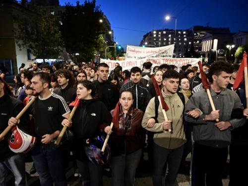 Διαδηλώσεις κατά Ρούμπιο: Η Φωνή της Αντίστασης στους Δρόμους της Αθήνας