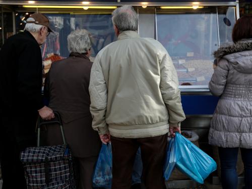 Δωρεάν ένσημα για ανέργους και νέα μέτρα στα ενοίκια