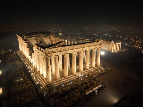 ΑΑΔΕ: Προσοχή στους κοινούς λογαριασμούς – Φόροι έως 40% για μεταφορές