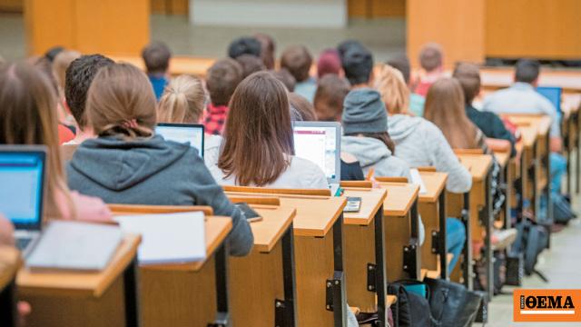 Αναπτυξιακές και κοινωνικές προκλήσεις στην ελληνική πολιτική σκηνή