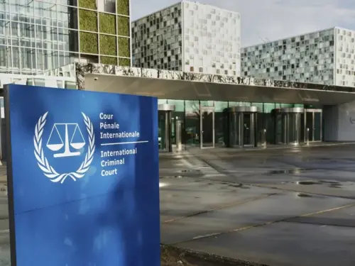 Η Αμερικανική Πολιτική σε Κρίση: Κυρώσεις και Διεθνείς Αντιπαραθέσεις