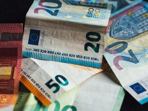 Αυξήσεις τιμών και επιδοτήσεις: Η νέα οικονομική πραγματικότητα