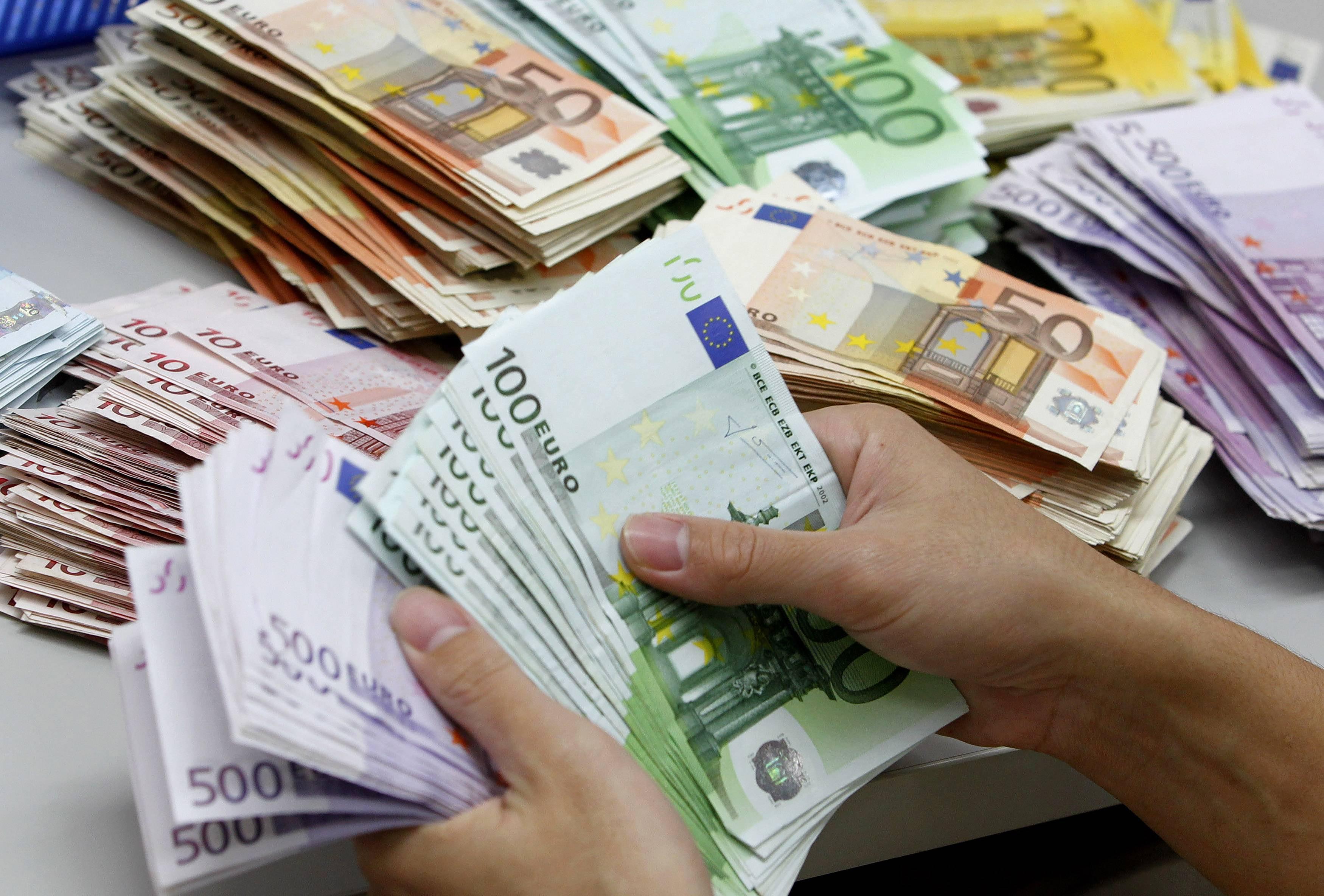Εύκολες μέθοδοι για να ελέγξετε την αυθεντικότητα των ευρώ σας