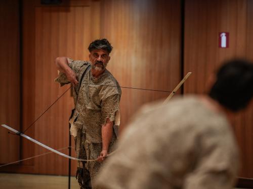 Καβείριο: Μια μοναδική παράσταση του «Φιλοκτήτη» και οι επιτυχίες του υγρού στίβου