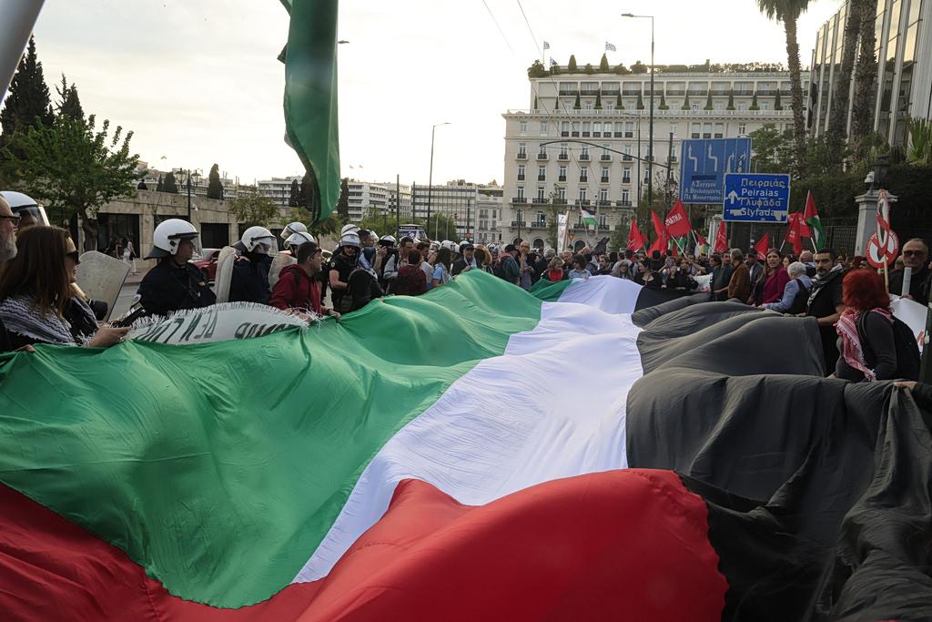 Ελληνική Διπλωματία σε Συναγερμό λόγω Γάζας: Η Αντίδραση στο Στολίσκο