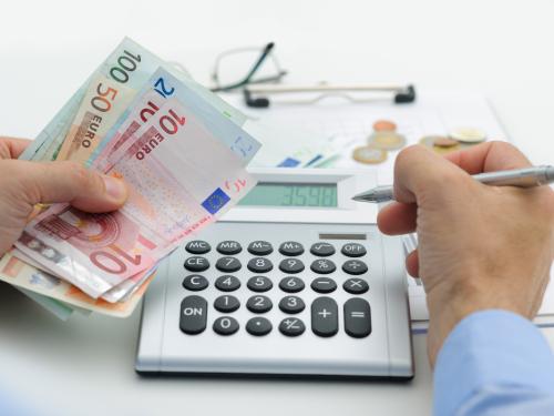 Σημαντικές Πολιτικές Εξελίξεις: Από Κυβερνοασφάλεια έως Χρηματιστήριο