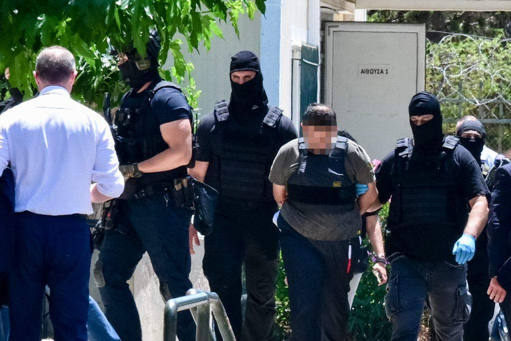 Σημαντικές Πολιτικές Εξελίξεις: Σεισμός, Εγκλήματα και Διεθνείς Σχέσεις