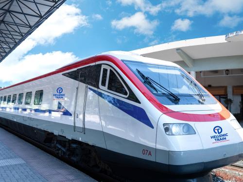 Σοβαρές Πολιτικές Εξελίξεις και Ανθρώπινες Τραγωδίες στην Ελλάδα