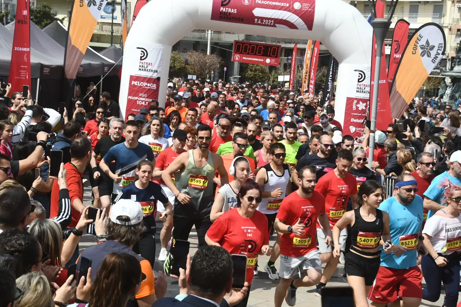Ρεκόρ συμμετοχών στον Νυχτερινό Ημιμαραθώνιο Πάτρας: Η πόλη ετοιμάζεται για μια μοναδική βραδιά