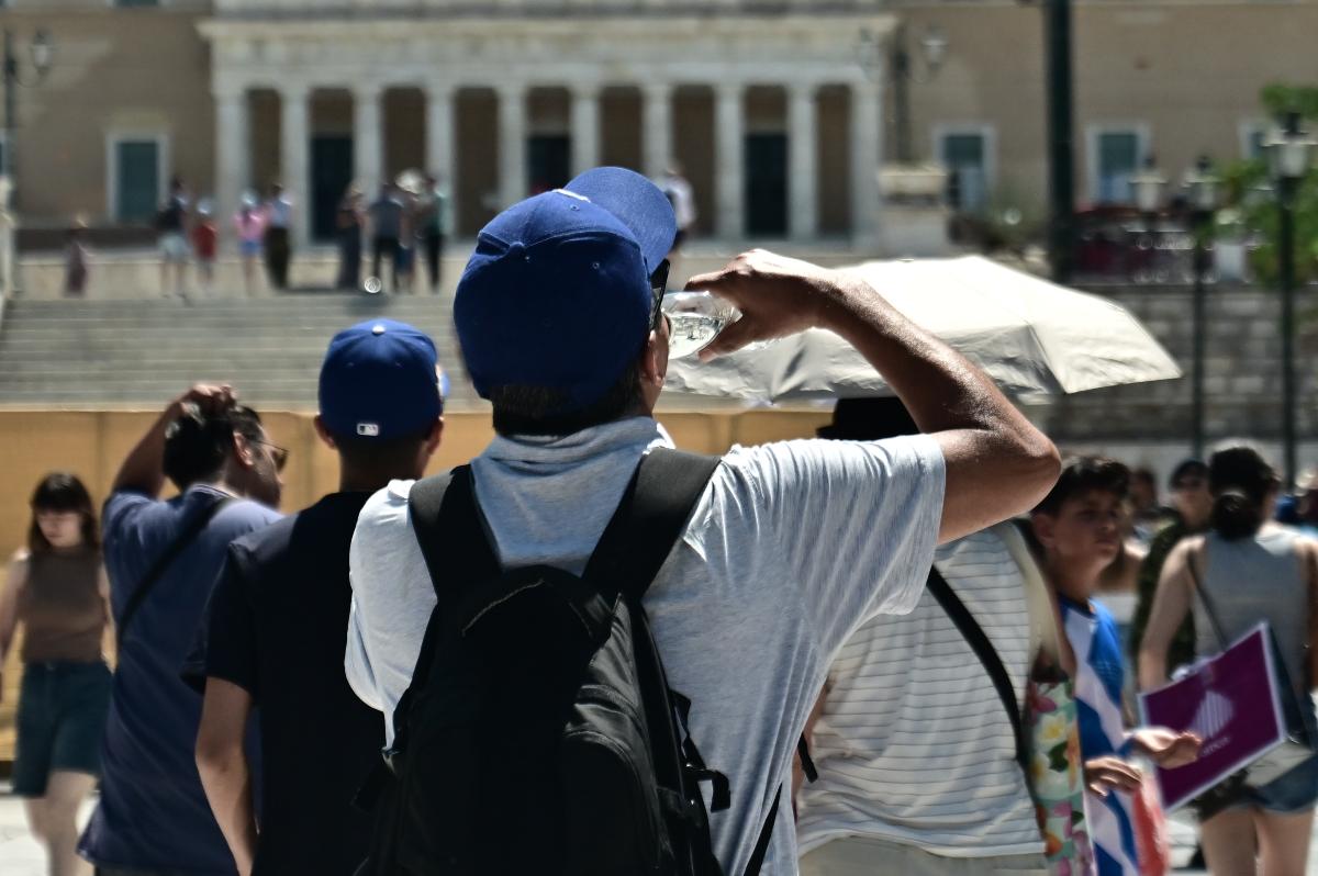 Έρχεται κύμα καύσωνα: Ακραίες θερμοκρασίες στην Ελλάδα