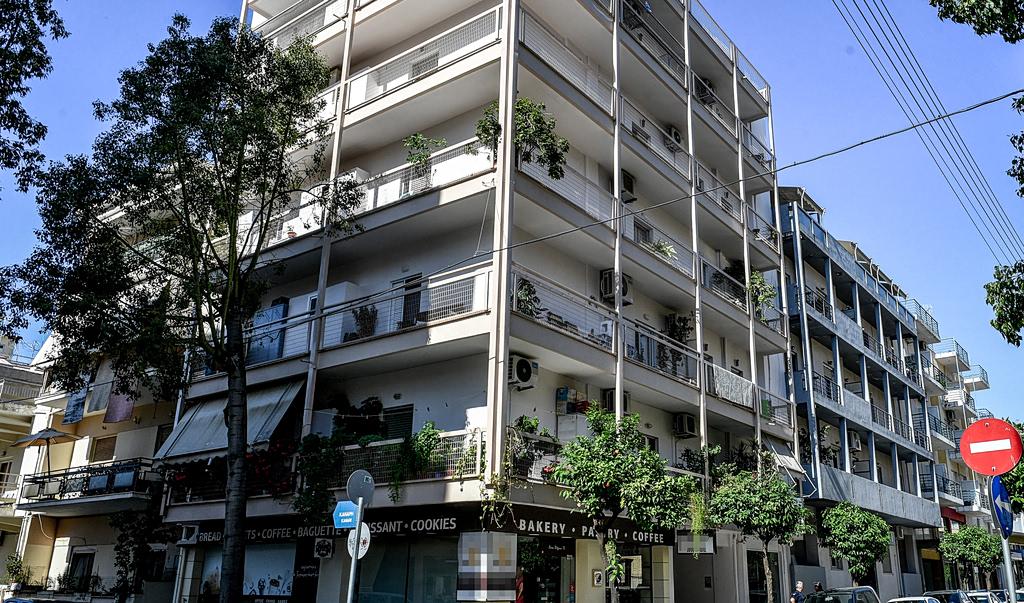 Σημαντικές Πολιτικές Εξελίξεις: Από Πανελλήνιες έως Στρατιωτική Στράτευση Γυναικών
