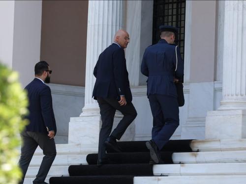 Πολιτικές εξελίξεις: Τσίπρας στο Άγιο Όρος και KΥΣΕΑ υπό Μητσοτάκη