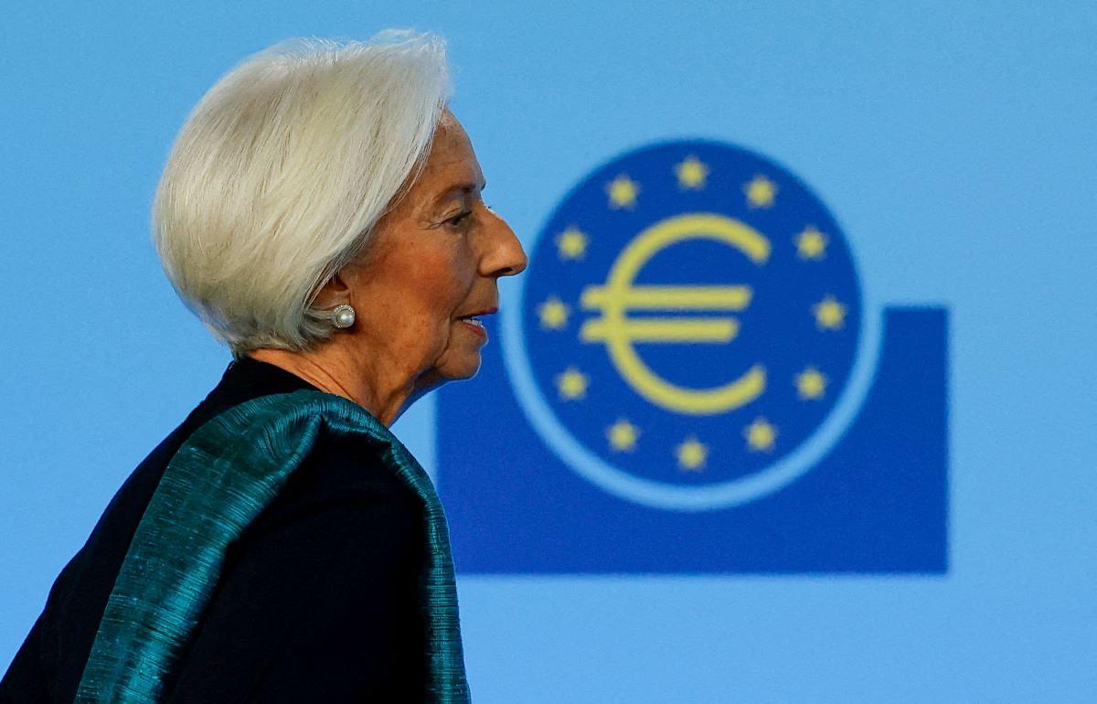 Δραματική αύξηση μισθών CEO και επιπτώσεις για τους εργαζομένους