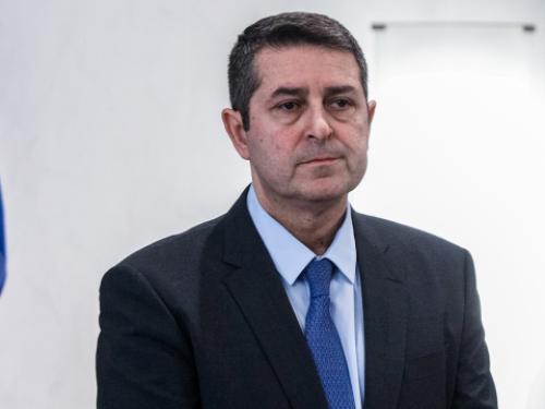 Σημαντικές Πολιτικές Εξελίξεις: Μητσοτάκης, Εξαγγελίες και Διπλωματικές Συναντήσεις