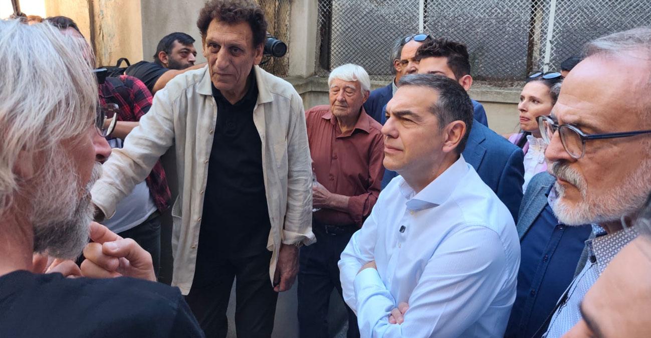 Σημαντικές Πολιτικές Εξελίξεις: Από τις Συστάσεις ως τις Προεκλογικές Διακηρύξεις