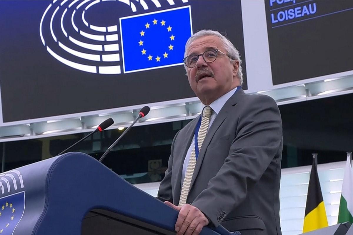 Σημαντικές πολιτικές εξελίξεις στην Ελλάδα: Ανδρουλάκης, Πιερρακάκης και Βελόπουλος