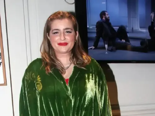 Καλοκαίρι στην Πάτρα: Φρούτα, αναμνήσεις και ζωή στους δρόμους
