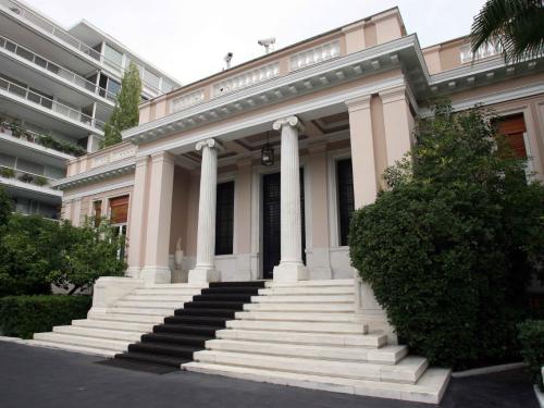 Πολιτικές Εξελίξεις: Προβληματισμός και Στρατηγικές Ενόψει Εκλογών